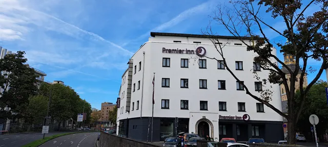 Premier Inn Köln City Centre Hotel