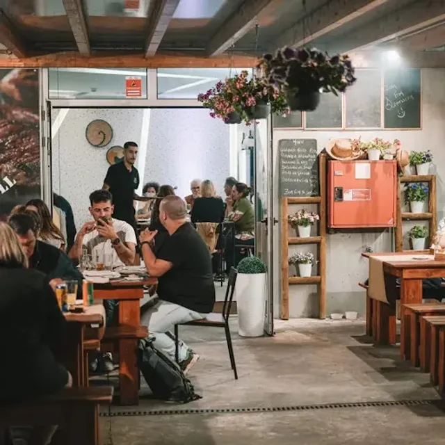 Mira Drinks & Grills