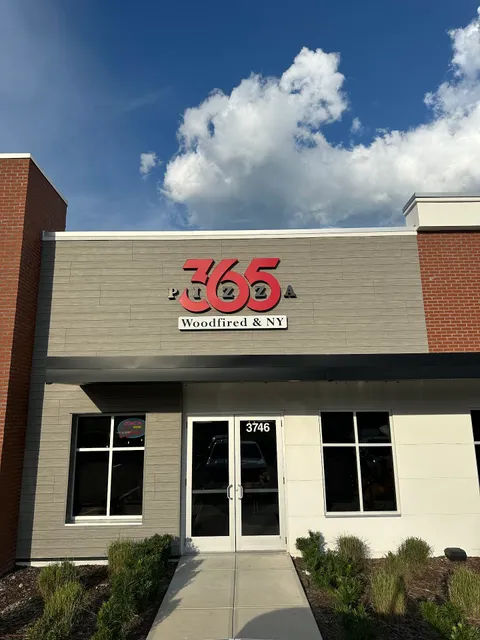 365 Woodfired Pizza and NY style