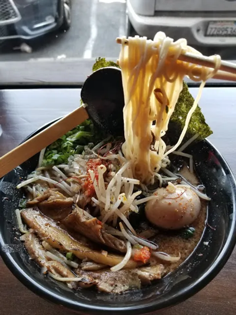 Momota Ramen House