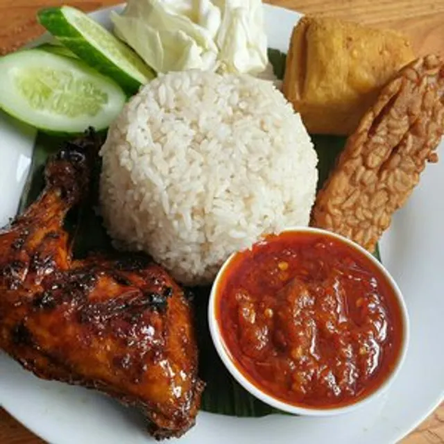 Ayam Bakar AA Fahri