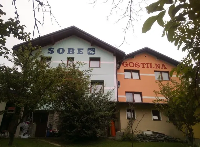 Gostilna "Danica" s prenočišči, Miran Ramot s.p.