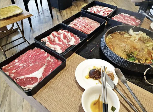 Newbi Sukiyaki Taichung Chongde Branch