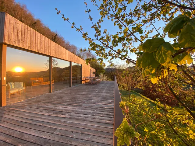 Bed and Breakfast - La Mugletta - Contemporary B&B