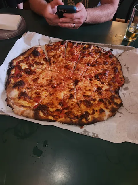 Gandolfo Pizzeria & Restaurant