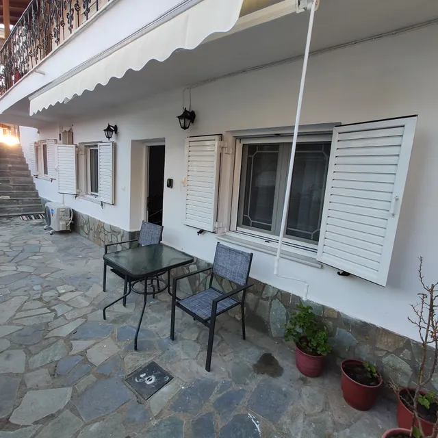 Chrisanthy's tea house