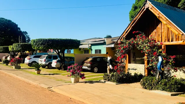 ype of houses flower for season