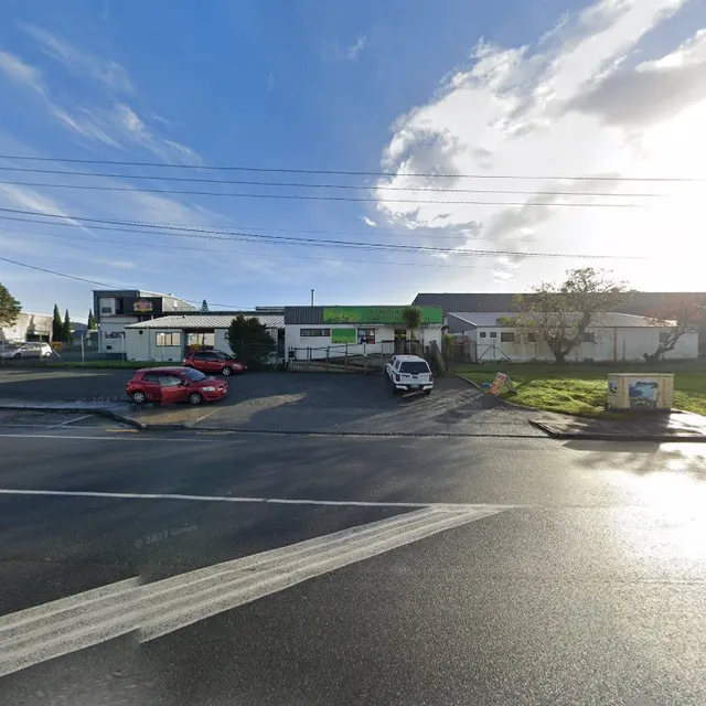 The Roadhouse Lunch Bar & Cafe