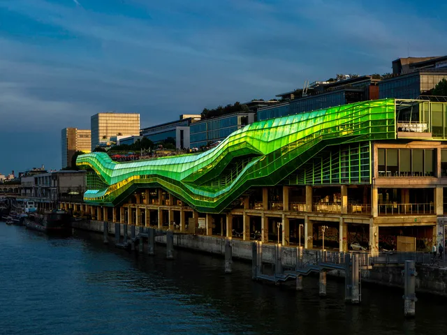 Aparthotel Adagio Paris Bercy Village