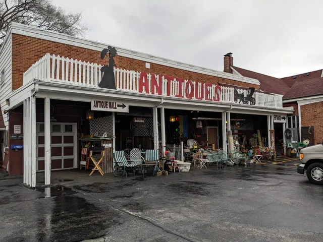 Crystal Lake Antique Mall