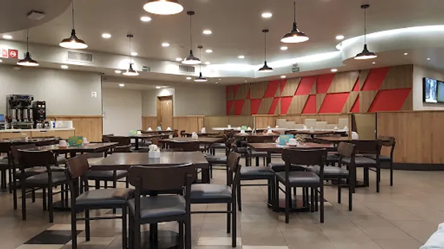 Vips Querétaro Constituyentes