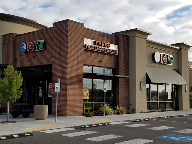 Costa Vida Fresh Mexican Grill