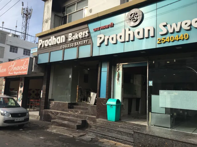 Pradhan Sweets & Bakers