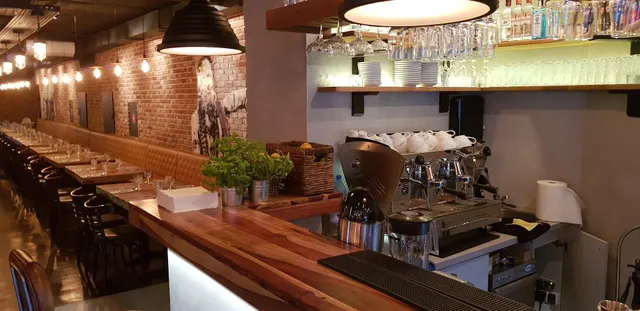 Guru Restauracja Warszawa - Kuchnia Indyjska