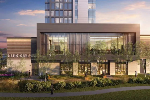 Renaissance Milwaukee West Hotel