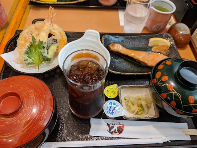 どん家 具志川メインシティ店