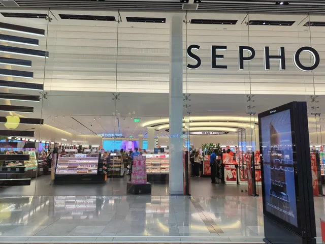 SEPHORA LONDON EAST