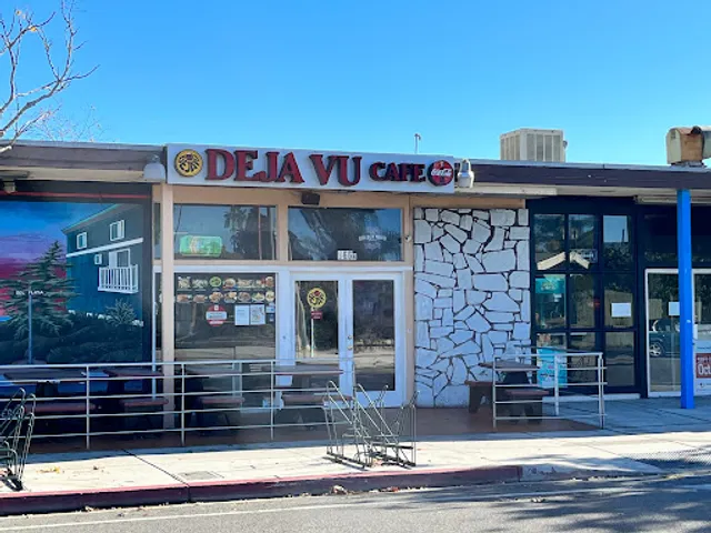 Deja Vu cafe