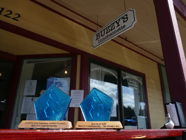 Buzzy's Luncheonette