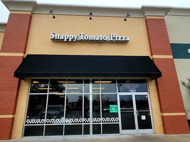Snappy Tomato Pizza