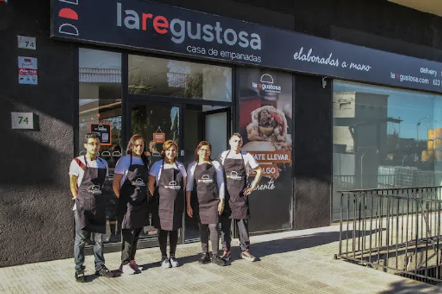 laregustosa - empanadas & burgers