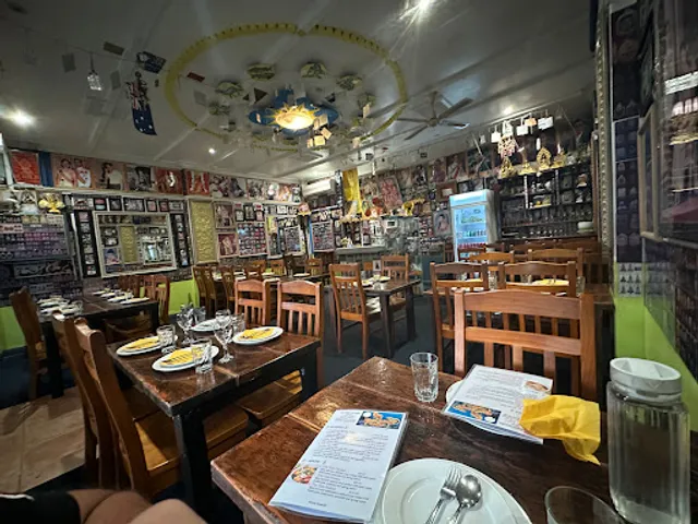 Full Moon Thai Restaurant