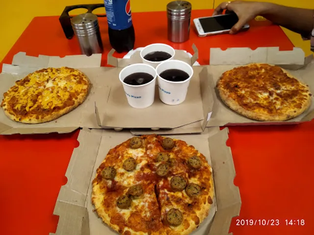 Domino's Pizza | The Hub Mall, GUWAHATI