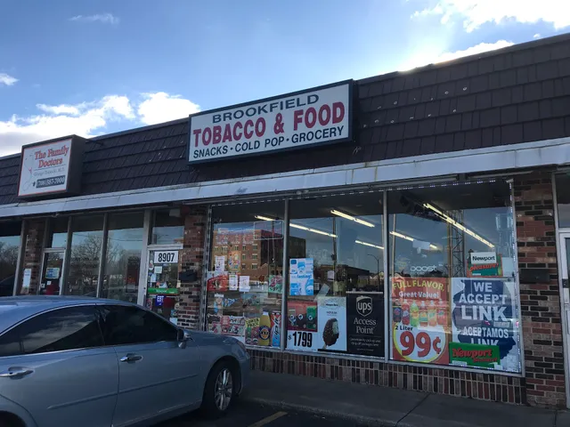 Smoke shop Brookfield Tobacco & Food