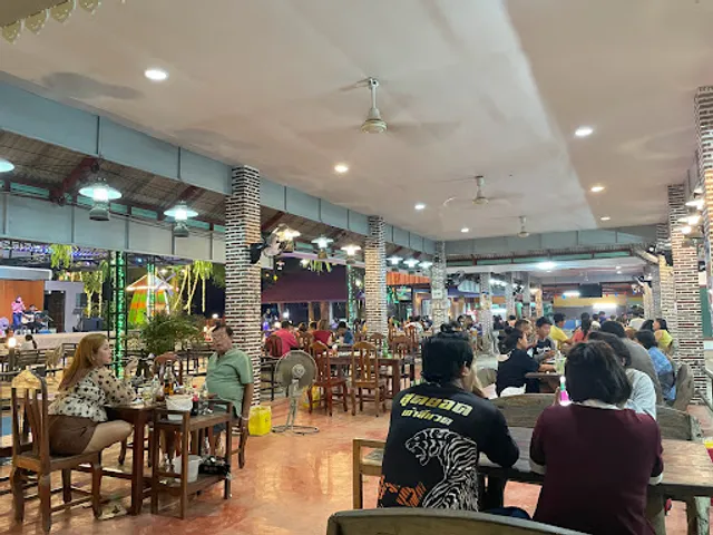 Phai Hotel Garden Resort & Restaurant Ban Phai