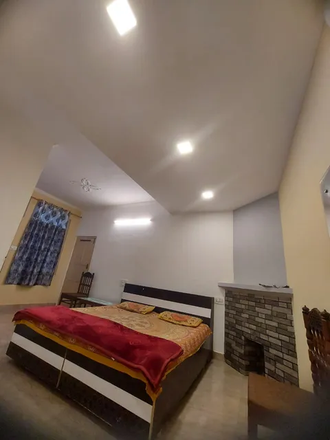 Chauhan Villa(Bed n Breakfast)