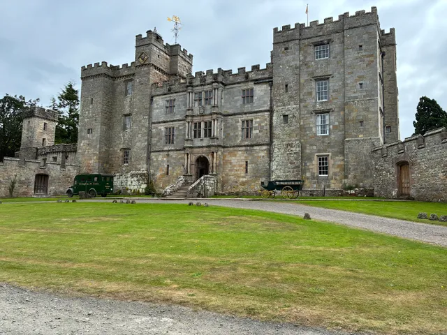 Hetton Law Shepherd’s Hut holiday accommodation in a stunning peaceful location