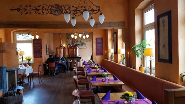 Brauhaus & Hotel "Alter Elbehof"