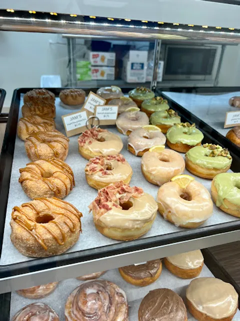 Jam's Donut