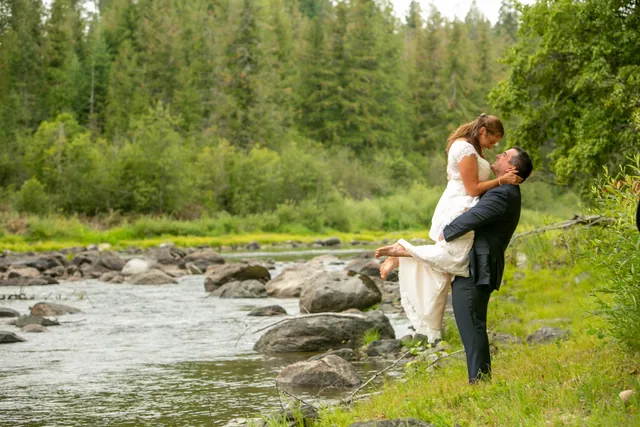 Cedar River Weddings & Events