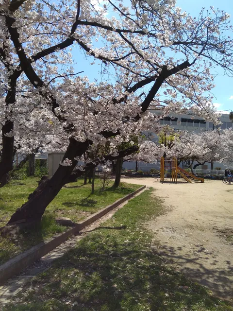 長堂東公園