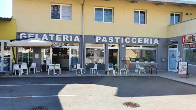 Al 19 | Gelateria, Pasticceria & Bar