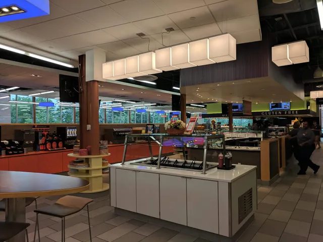 Graham Dining Hall - Syracuse University