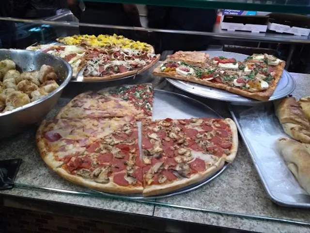 Valentino’s Pizzeria & Restaurant