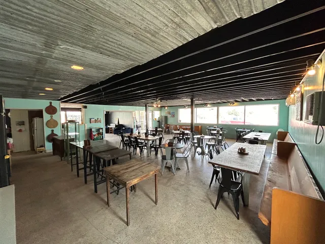 Summerland Public House