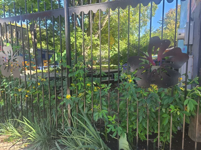 Las Parcelas (Norris Square Neighborhood Project)