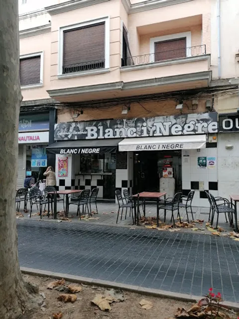 Cafetería Blanc i Negre.