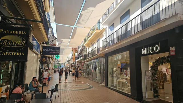 Centro comercial Entreplazas