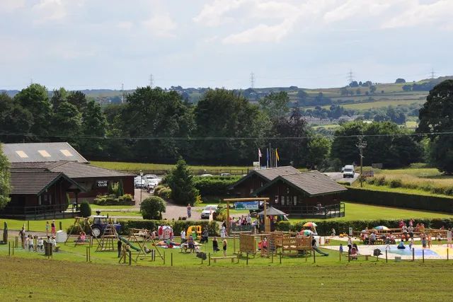 Wellsfield Farm Holiday Lodges