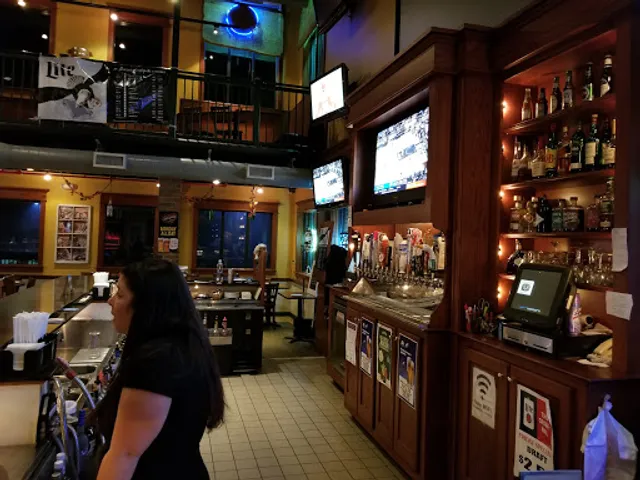 Pigeon Creek Saloon & Eatery