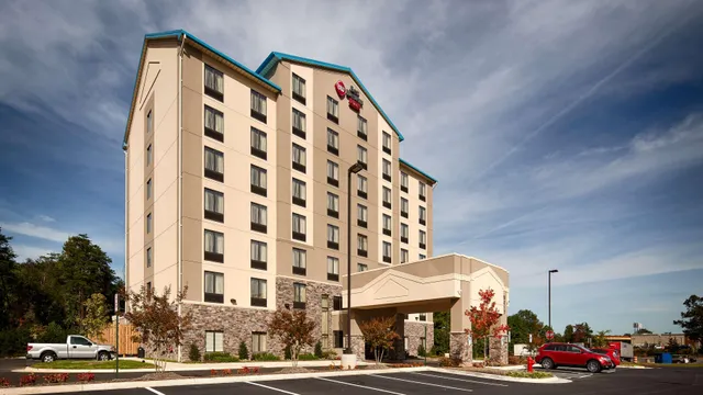 Best Western Plus Thornburg Inn & Suites