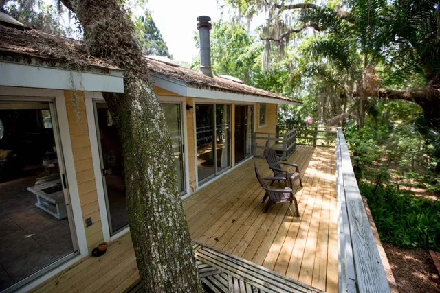 Riverfront Treetop Bungalow (River Safaris Property)