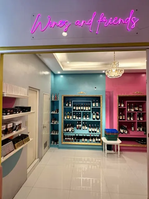 H&T Wine Gallery | Wine bar & shop | Tapas Kitchen