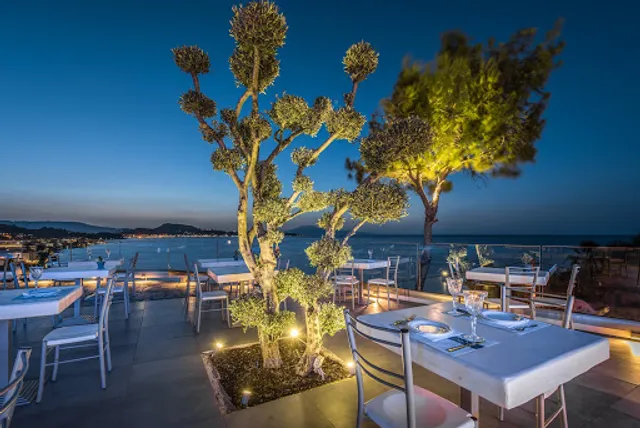 Al Nur Gourmet Food & Cocktail