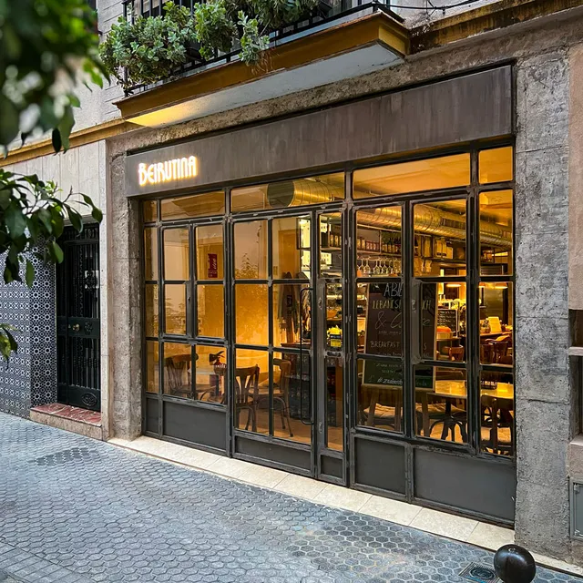 Beirutina, Breakfast, lunch and dinner