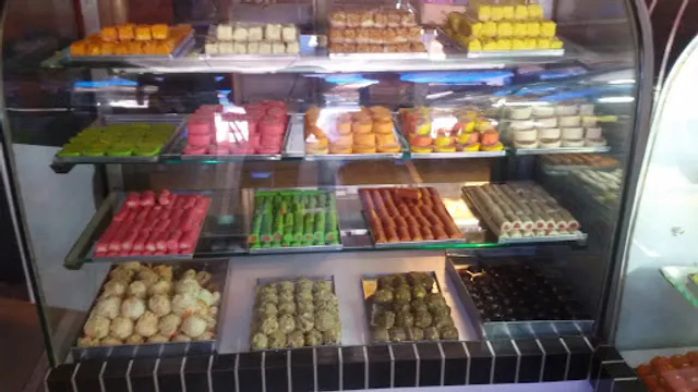 City Bakery & Sweets